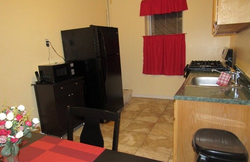 East New York Apartment | Montauk guest suite a cozy furnished 1 bedroom apartment. Near airport and more