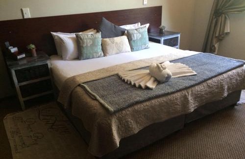 Bloemfontein Cabin | Monte Christo Hotel
