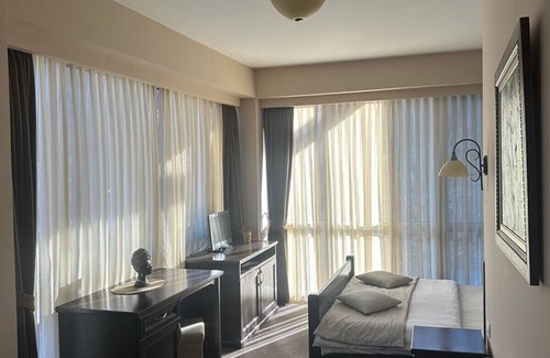Cetinje Hotel | Monte Rosa