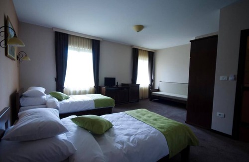 Cetinje Hotel | Monte Rosa