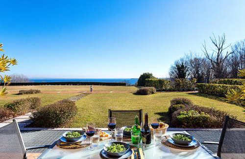Manerba del Garda Apartment | Montecolo Resort by Wonderful Italy