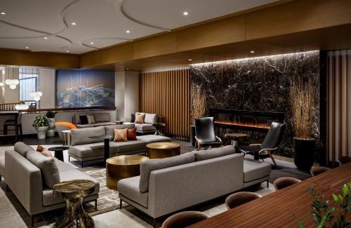 Downtown Montreal Hotel | Montreal Marriott Chateau Champlain