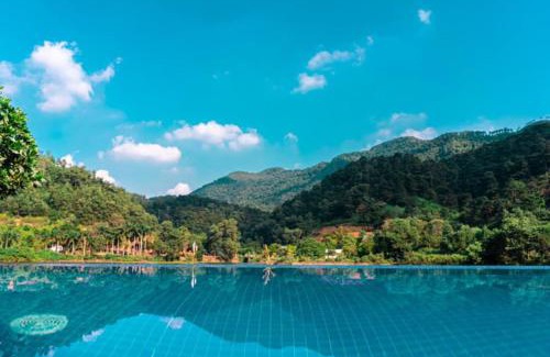 Soc Son Villa | Moon Lake House Sóc Sơn Venuestay
