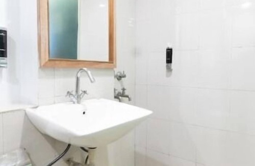 DLF Phase 3 Hotel | Moon Residency