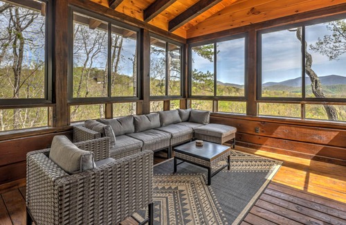 Blue Ridge Cabin | Moon Ridge Retreat by Escape to Blue Ridge