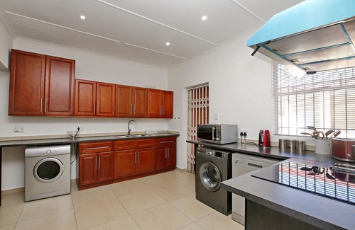 Greater Johannesburg Metropolitan Area Cottage | Moonflower Cottages