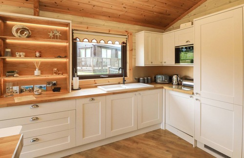 Woolfardisworthy Cottage | Moonlake Lodge