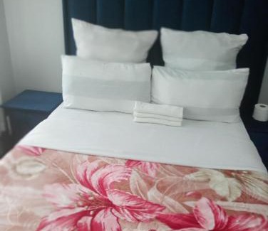 Boksburg House | Moonlight Guesthouse - Boksburg