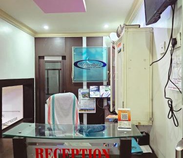 Erattupetta Hotel | Moonlight Tourist Home