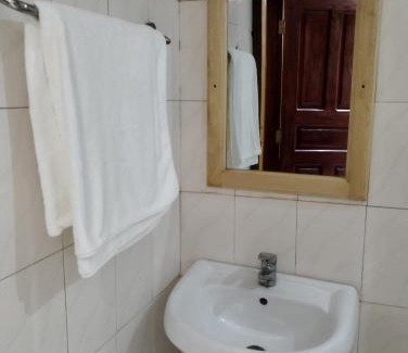 Arusha Hotel | Moonshine hotel