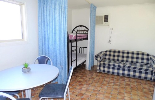 Moonta Bay House | Moonta Bay Cabins - Cabin 9 Accessible