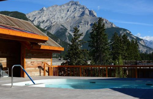 Banff Hotel | Moose Hotel and Suites
