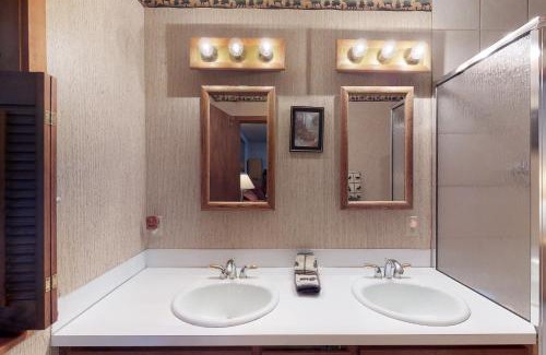 McCall House | Moose Lodge