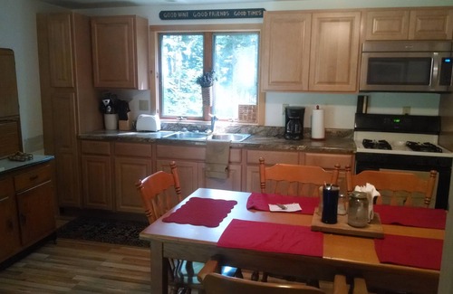 Beaver Cove House | Moosehead Lake, Greenville/Beaver Cove, Maine. Beautiful camp for family/group