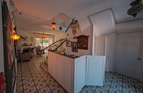 Alacati Hotel | Mor Salkım Konağı