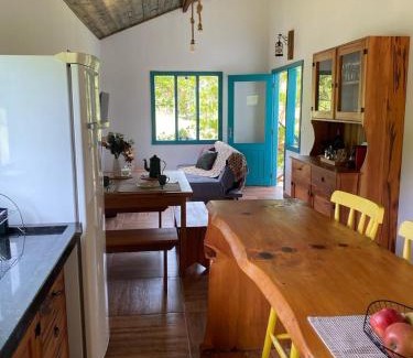 Paraisopolis House | Morada na Serra chalé com hidromassagem, deck, churrasqueira