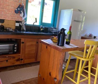 Paraisopolis House | Morada na Serra chalé com hidromassagem, deck, churrasqueira