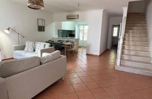 Castro Marim House | Moradia V3 na Urbanização Praia Verde