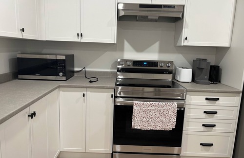 Willoughby House | Morden&Cozy 2B1B suite near Langley enent