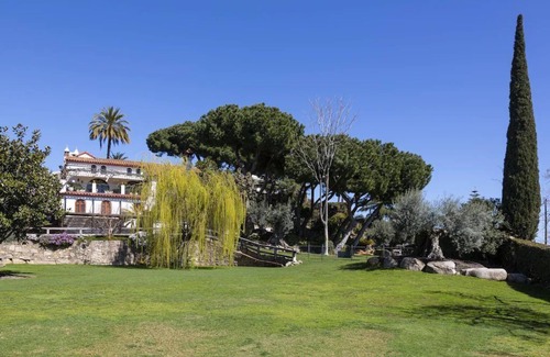 Pineda de Mar Villa | More JULI ★ Stunning Villa with private pool, huge garden and BBQ - 14PAX