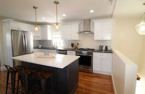 Somerville Condo | Moreland St 2 bed · Stunning, 10minutes to Boston-Parking&Washer/Dryer