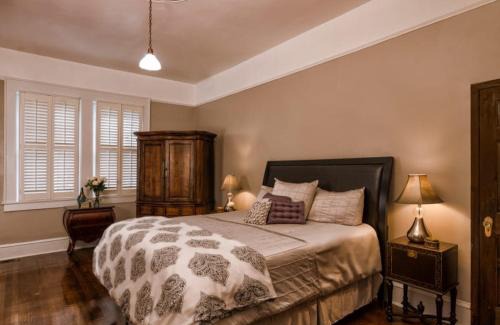 Shelby Bed & Breakfast | Morgan and Wells Bed and Breakfast