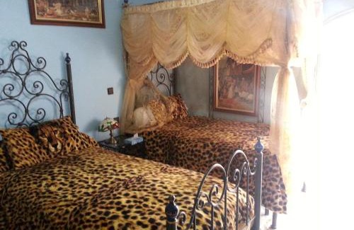 Gueliz Hotel | Moroccan House