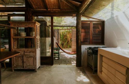 Itacoatiara House | Morro da Luz - Ypê Loft