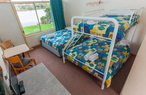 Moruya Hotel | Moruya Waterfront Hotel Motel
