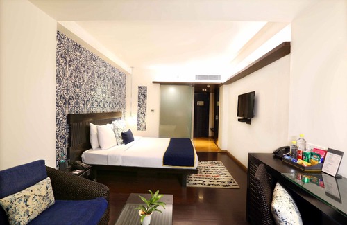 Sector 18 Hotel | Mosaic Original, Noida