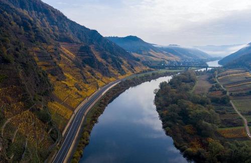 Bremm Apartment | Mosel-blick: Charme & Komfort