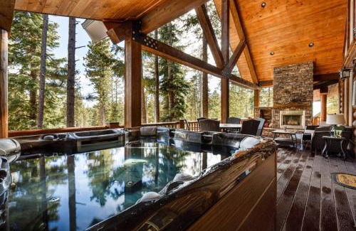 Duck Creek Village House | Mossberg Luxury Retreat
