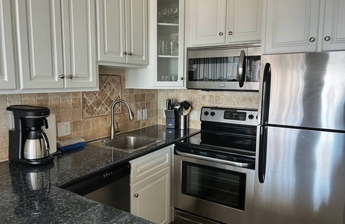 Galveston Condo | Most reviewed and highest rated condo at Seascape. On the Beach! Top floor.