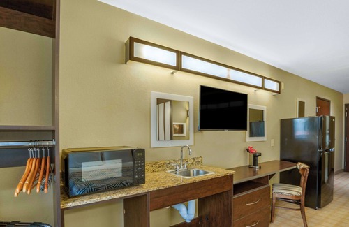 Breaux Bridge Hotel | Motel 6 Breaux Bridge, La