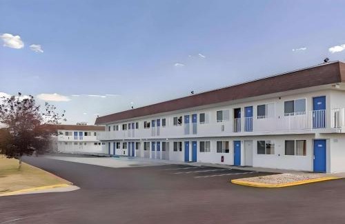 Cheyenne Hotel | Motel 6 Cheyenne, WY