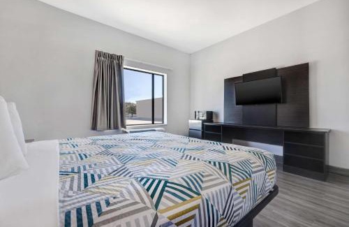 Dallas Hotel | Motel 6 Dallas, TX Methodist Charlton Medical Ctr