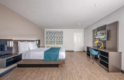 Euless Hotel | Motel 6 Euless, TX - Dallas