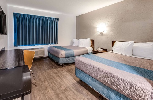 Fort Wayne Hotel | Motel 6 Fort Wayne, IN