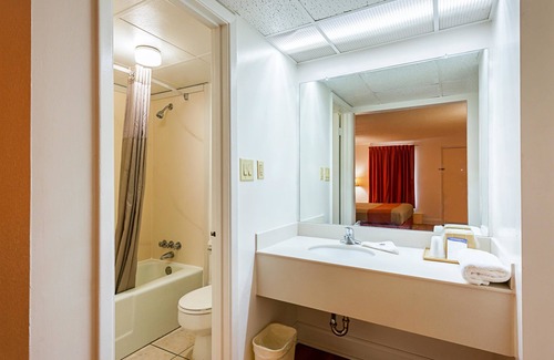Perry Hotel | Motel 6 Perry, GA