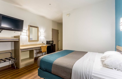 Roswell Hotel | Motel 6 Roswell, NM