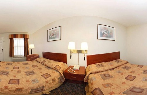 Austin Hotel | Motel 9 University-Downtown