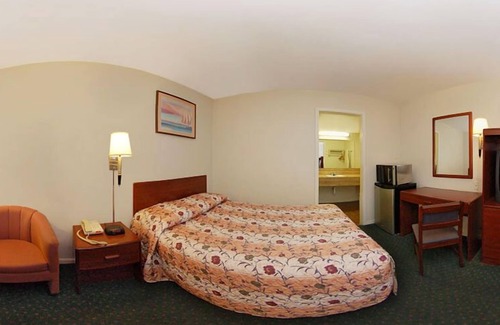 Austin Hotel | Motel 9 University-Downtown
