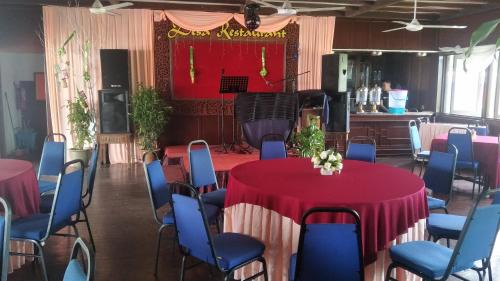 Batu Buruk Hotel | Motel Desa
