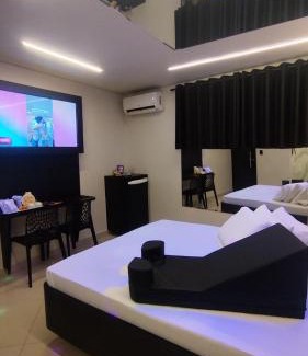 Zona Leste Hotel | Motel Marselha 2