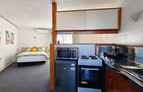 Whangarei Hotel | Motel Six