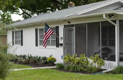 Mount Dora House | Mount Dora Home near the historic center