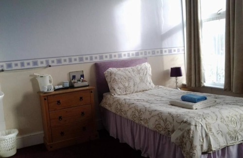 Longrock Bed & Breakfast | Mount View Hotel B&B