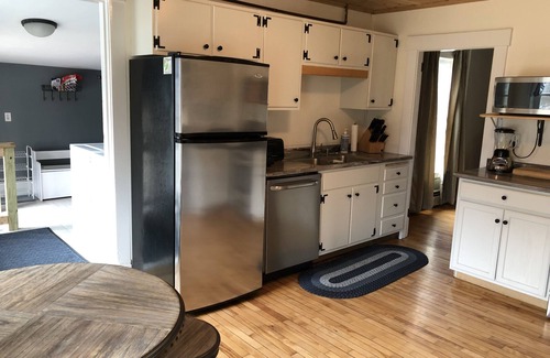 East Burke House | MOUNTAIN BIKE/SKI/SNOWMOBILE !