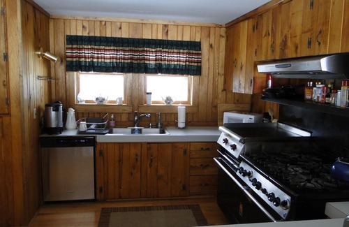 East Burke House | Mountain bikers delight to comfortably accommodate large groups.