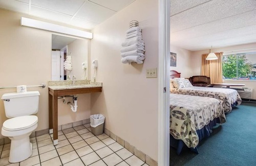 Pigeon Forge Hotel | Mountain Breeze Motel